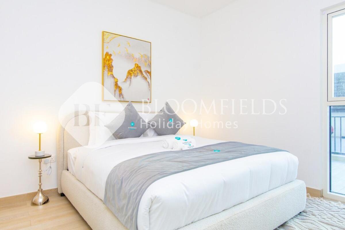 Bloomfields Waves & Whispers 1br Water Edge Abou Dabi