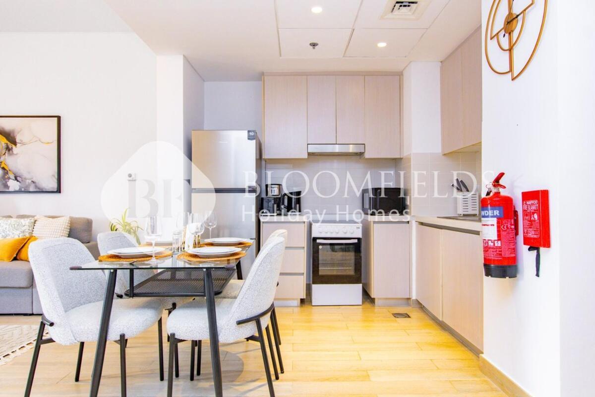 Bloomfields Waves & Whispers 1br Water Edge Apartment Abu Dhabi